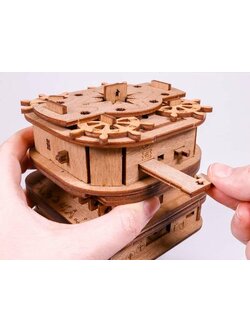 IDVenture Clue Box - Davy Jones' Locker