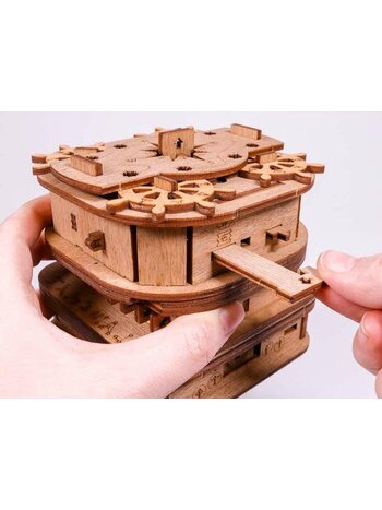 IDVenture Clue Box - Davy Jones' Locker