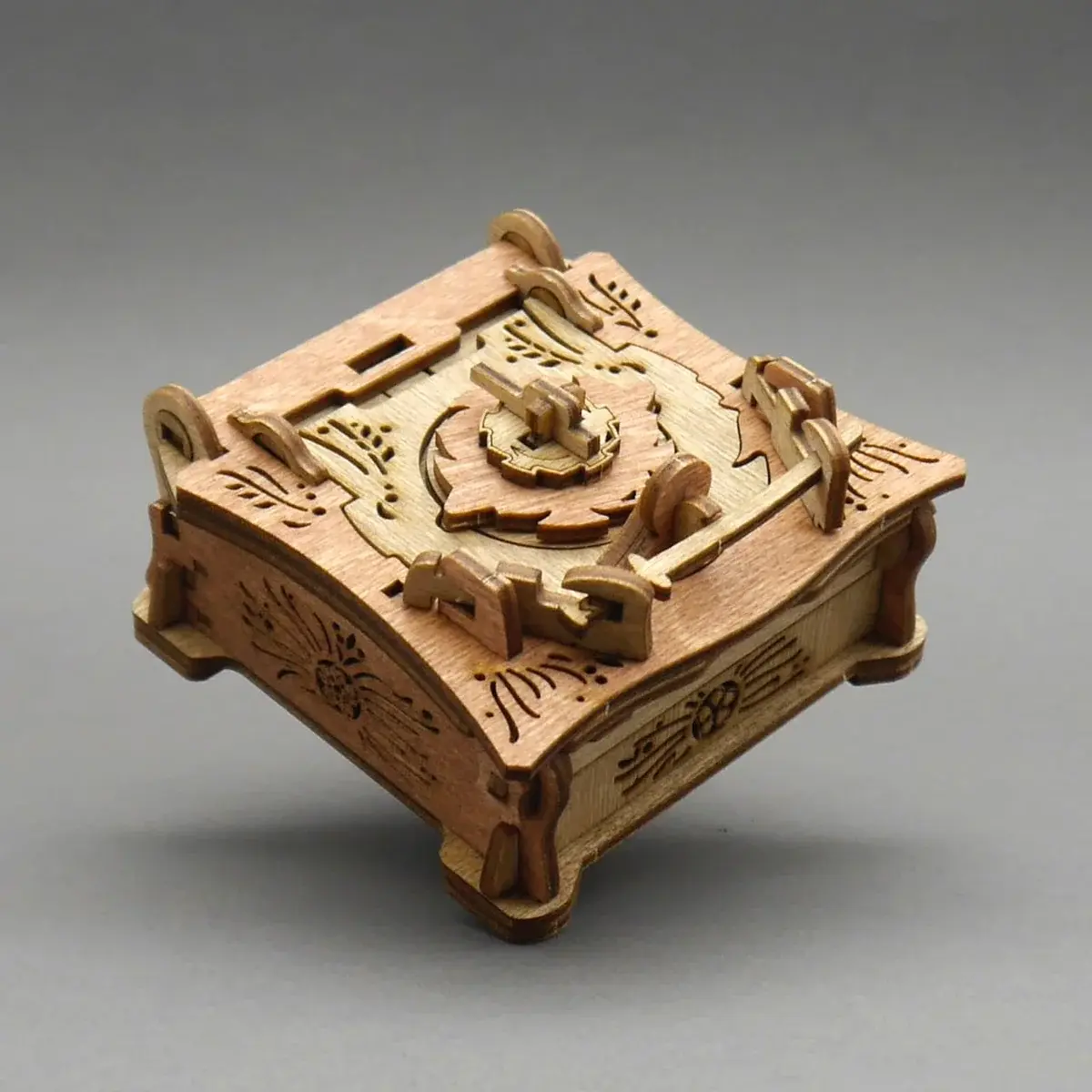 IDVenture Gift Puzzle Box - Samurai Box