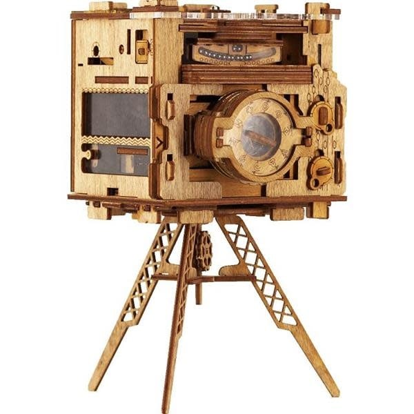 IDVenture Clue Box - Sherlock's Camera