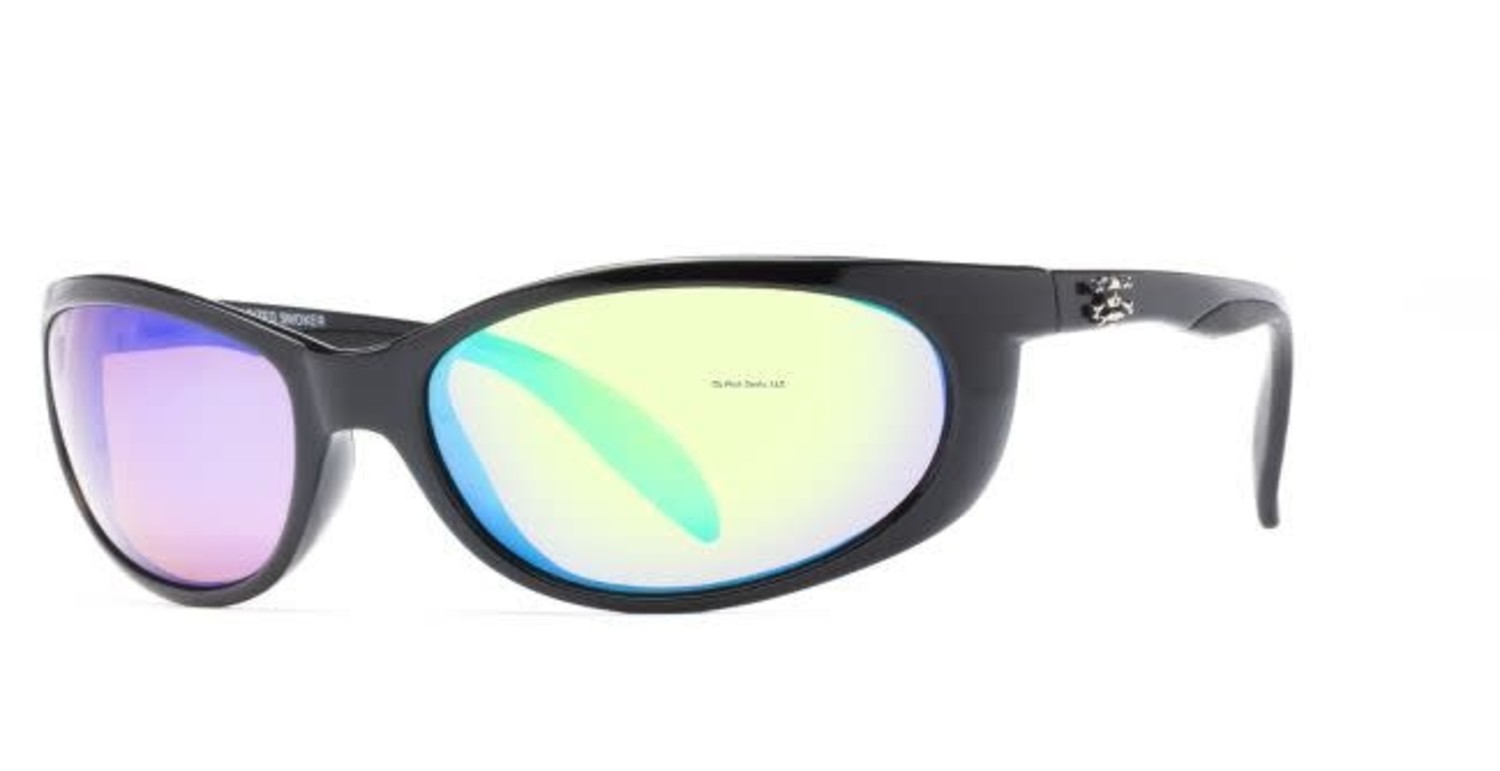 https://cdn.shoplightspeed.com/shops/648839/files/36322661/1500x4000x3/calcutta-calcutta-smoker-polarized-sunglasses.jpg