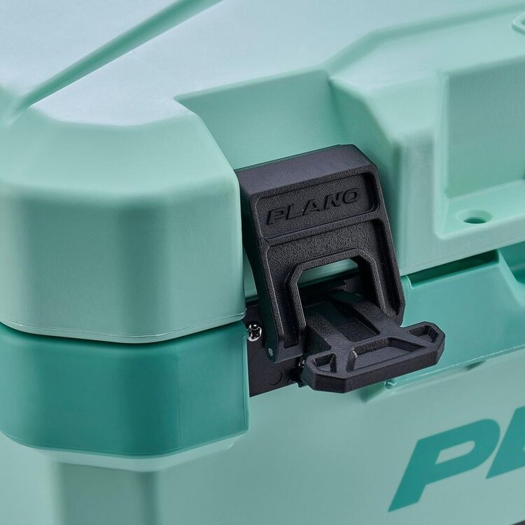Plano Plano Frost Cooler 32 Quart