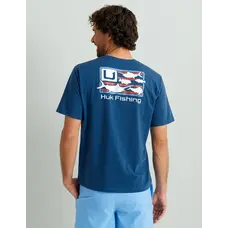 Huk Huk Trophy Flag T-Shirt - Set Sail