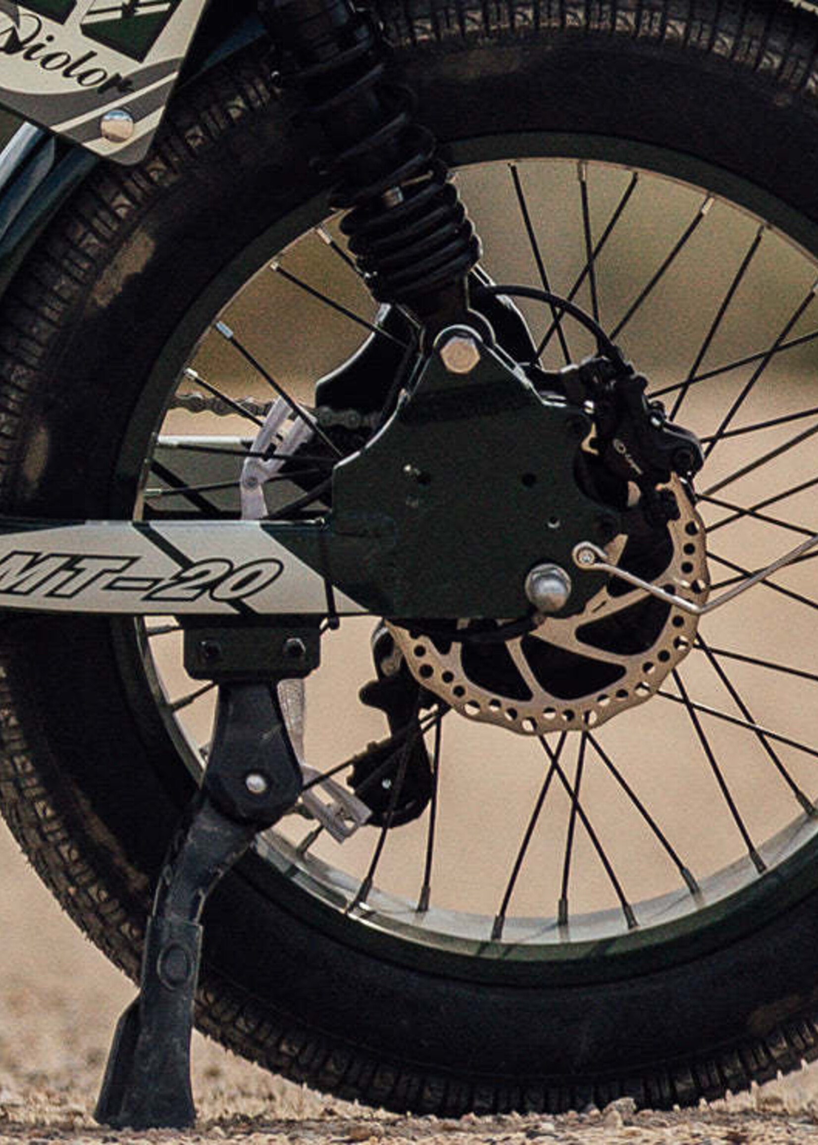 Tiger JR Moped-Style Electric Bike Qiolor Tiger is a Moped-Style 20-inch fat tire electric bike