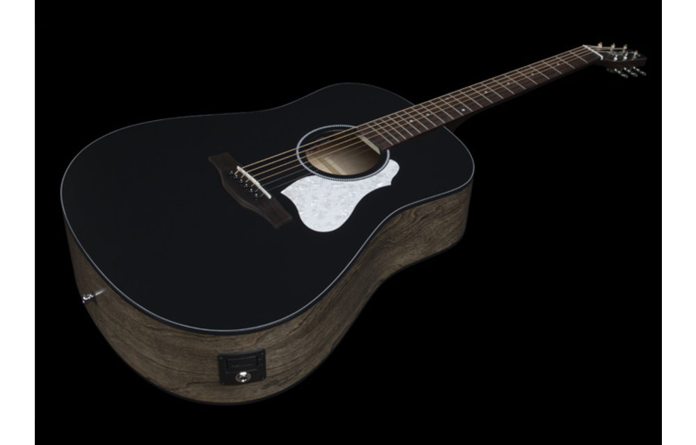Seagull S6 classic Black A/E Slope Shoulder