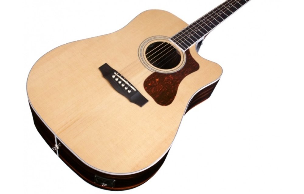 Guild D-260CE Deluxe Natural Acoustic guitar