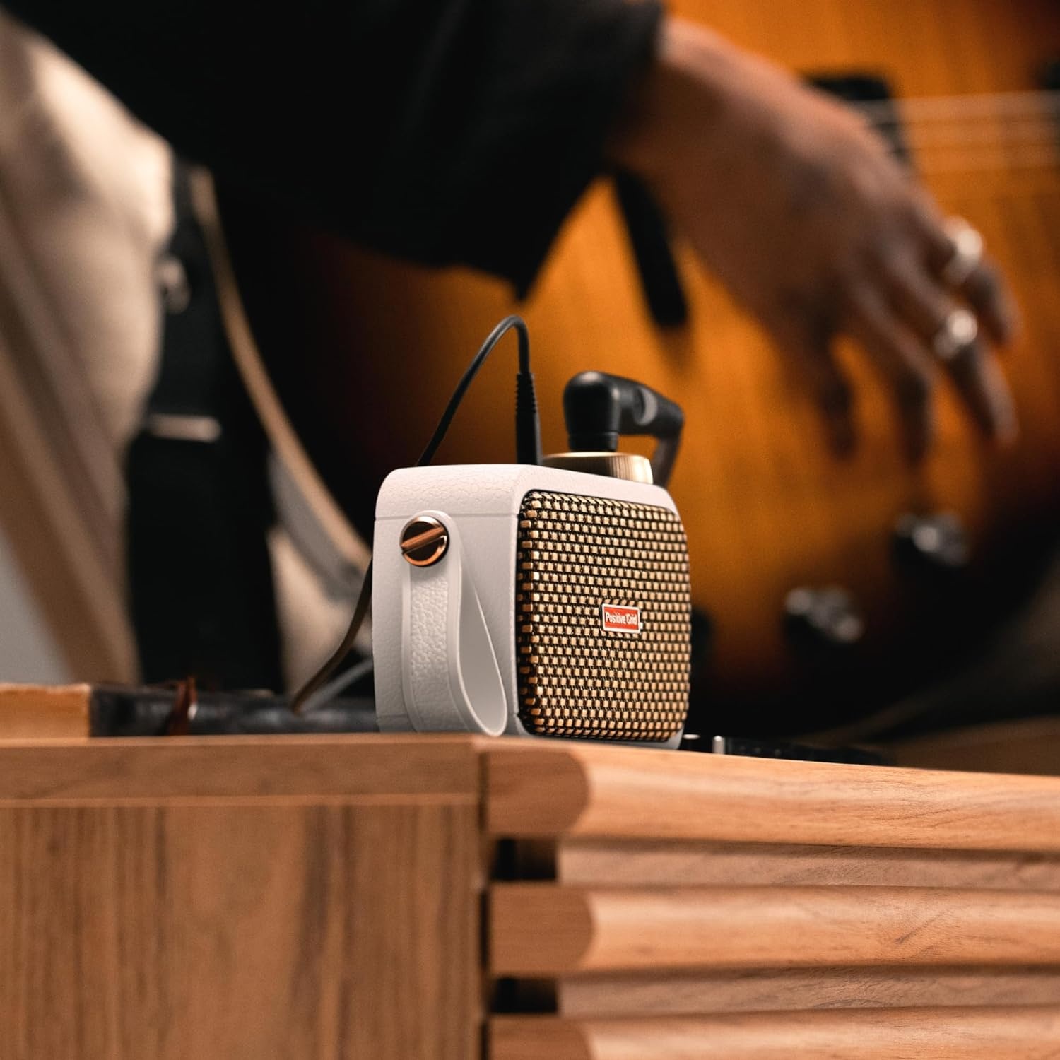 Positive Grid - Ultra-portable Smart Guitar Amp and Bluetooth