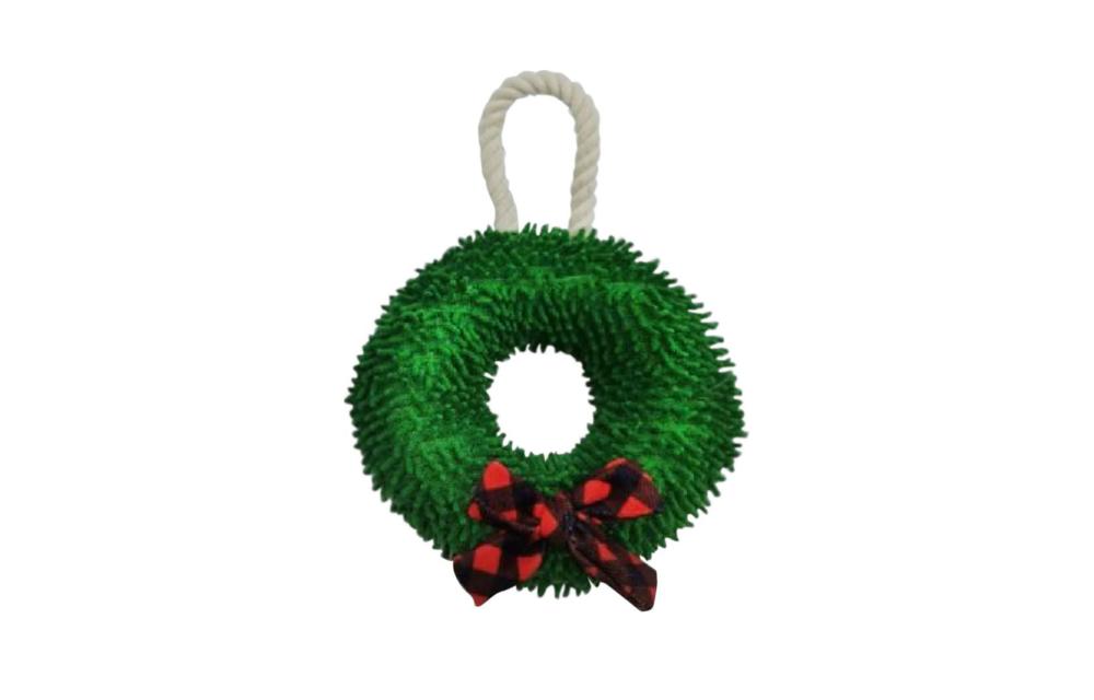 Tall Tails Wreath 6in