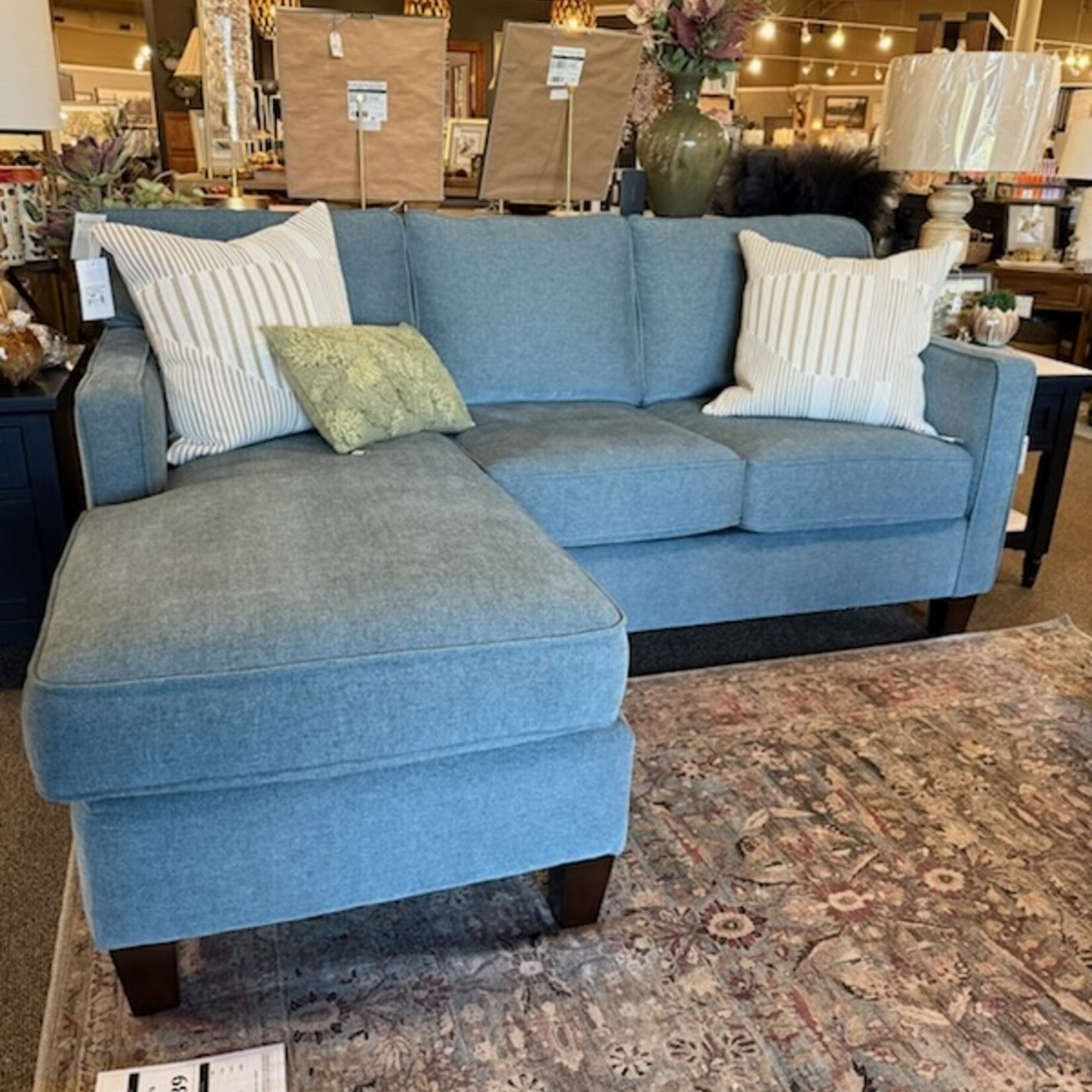 Craftmaster Sofa Chaise in Kieron 22