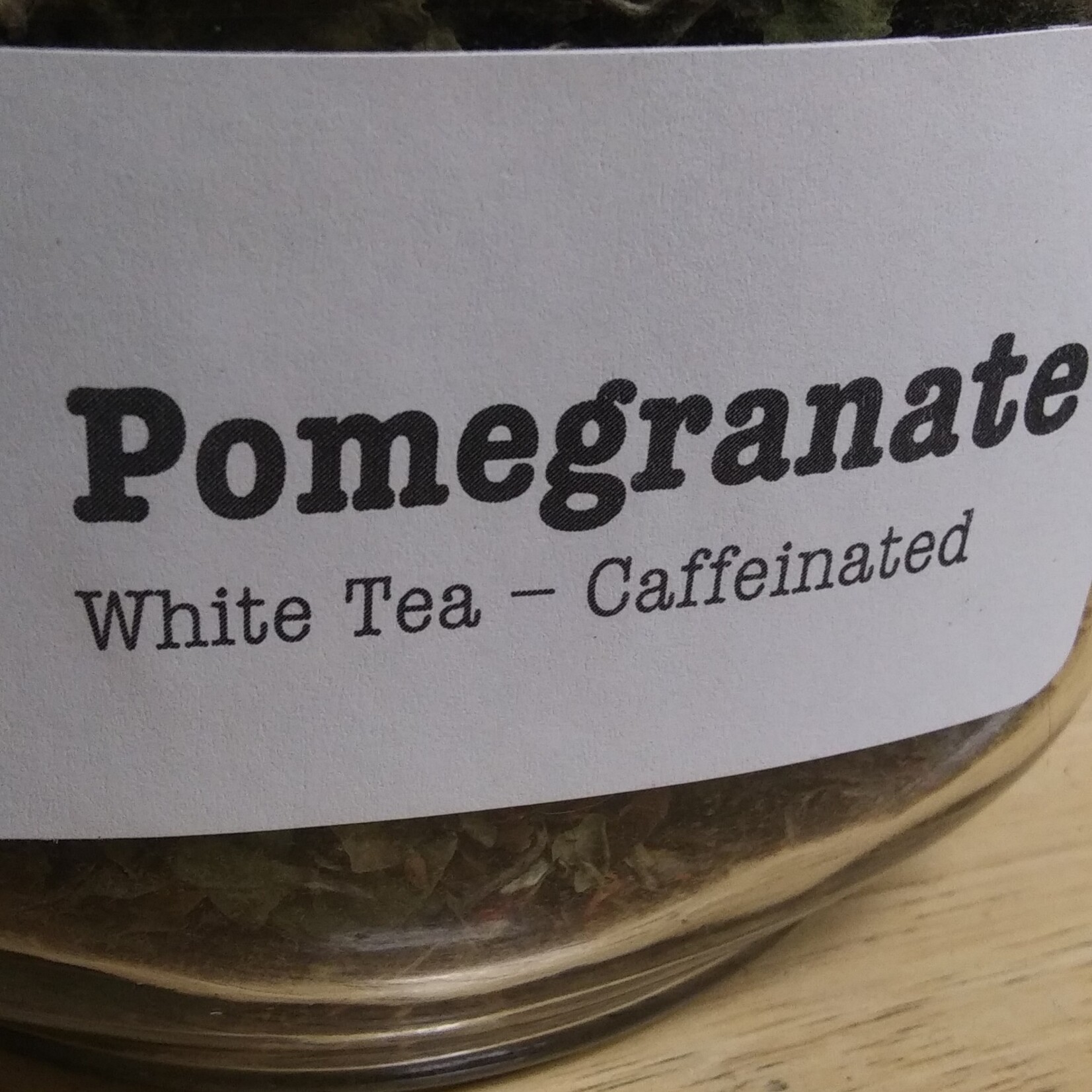 White Tea 2 oz Package: Pomegranate