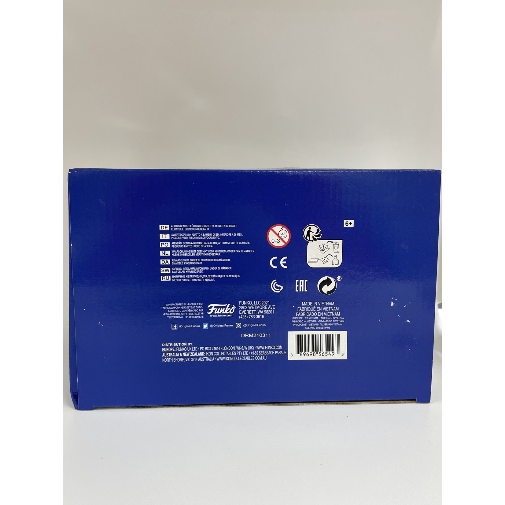 Seinfeld Jerrys Apartment- Uncle Leo 