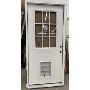23157 Prehung Exterior Door With Doggy Door