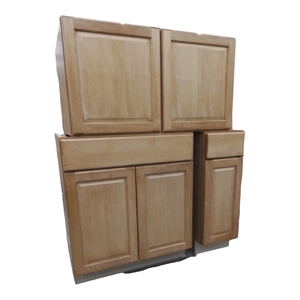 33373 Kraftmaid 3 Piece Kitchen Cabinet Set