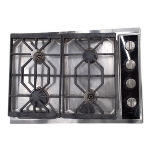 37539 Wolf Gas Stove Cooktop 30"W