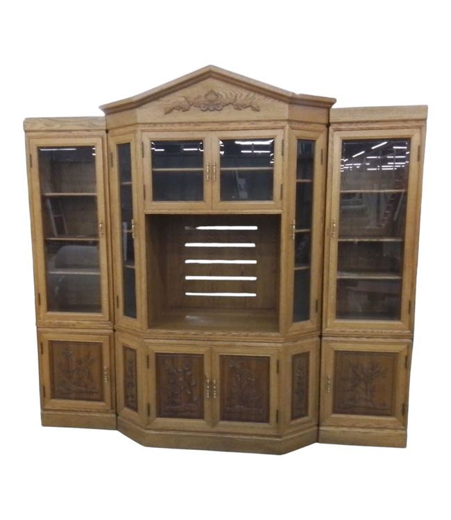 42764 Decorative Oak Entertainment Center