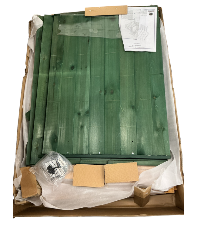 45915 K-9 Kastle Cedar Dog House