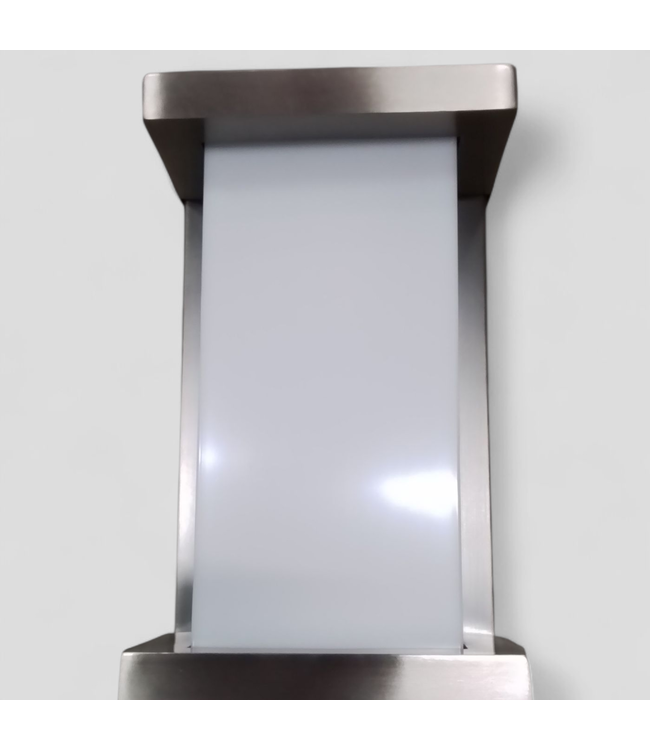 46854 dweLED Case 1 -Light 9-in H Brushed Stainless Steel