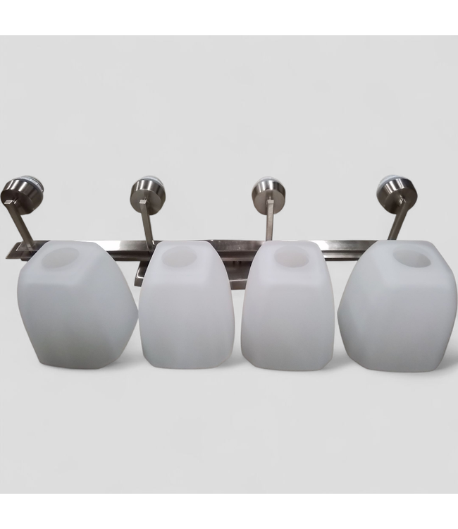 47394 Craftmade Bridwell 28-in Traditional Vanity Light