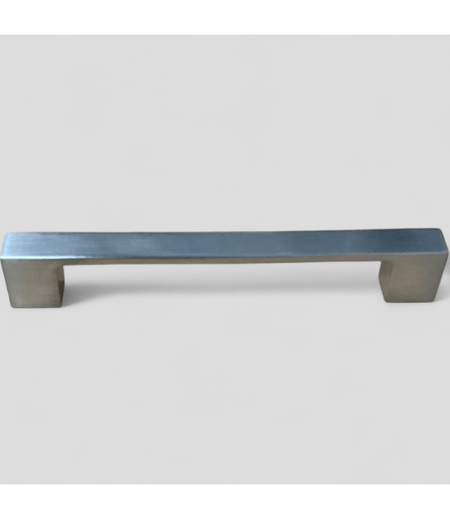 47843 Wyndham Collection Brushed Nickel Pulls 18-pk