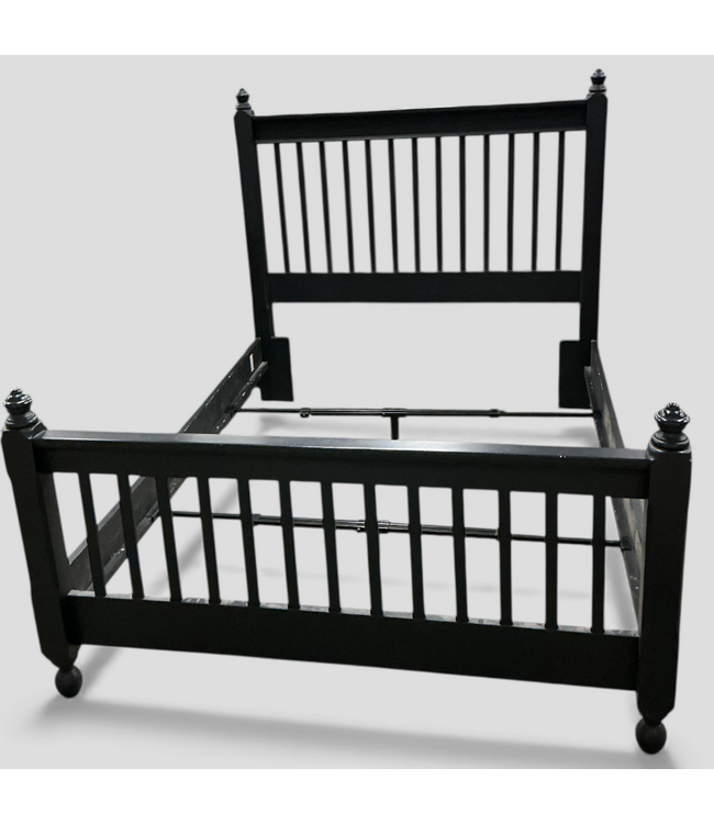 49156 Broyhill 3 Piece Queen Bedroom Set With Mirror