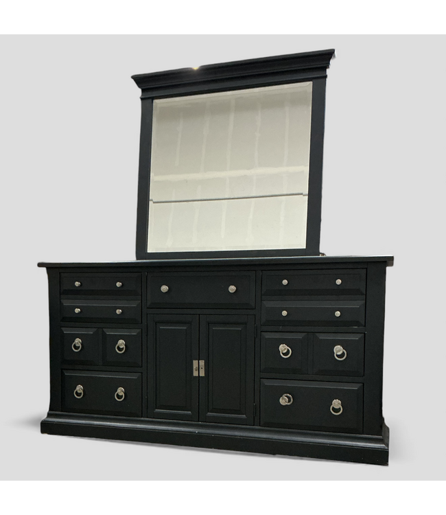 49156 Broyhill 3 Piece Queen Bedroom Set With Mirror