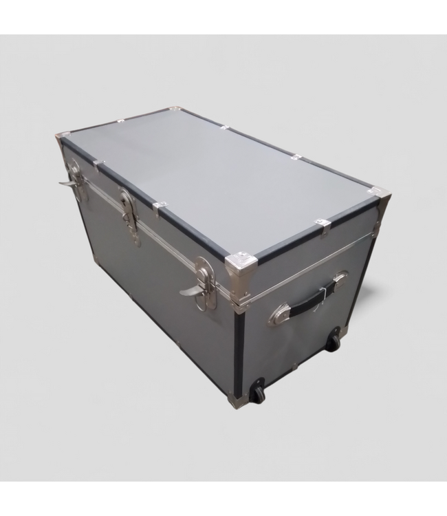 49842 Storage Footlocker Trunk 30-in x 17-in x 15-in