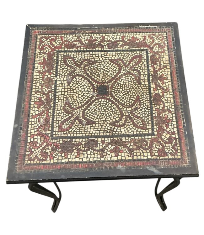 49911 Black Iron Table 21"