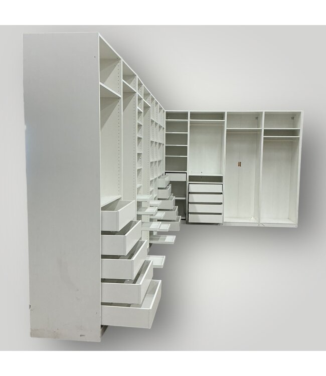 50428 White 12 Piece Closet Shelving System