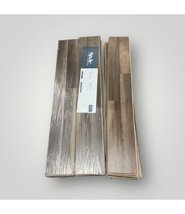 50947 Aged Gray Oak Laminate Floor 117-sq ft (5.5 Cases)