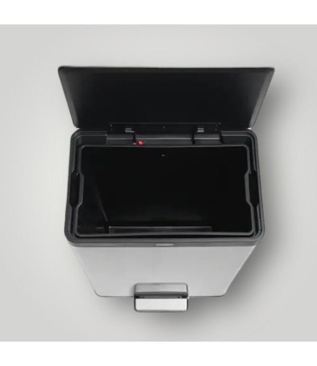 51050 Silver Metal Indoor Kitchen Step Trash Can 12 Gallon