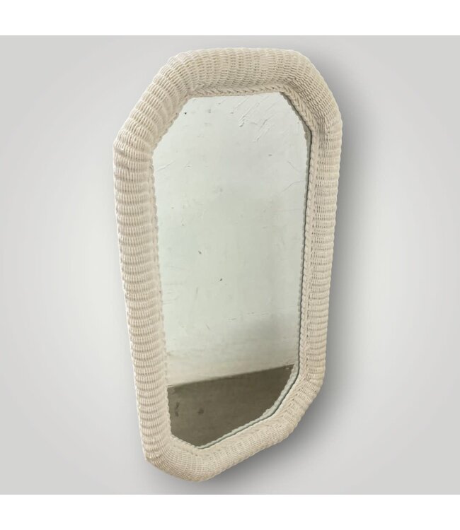 52046 White Wicker Makeup Vanity Set of 4-pcs