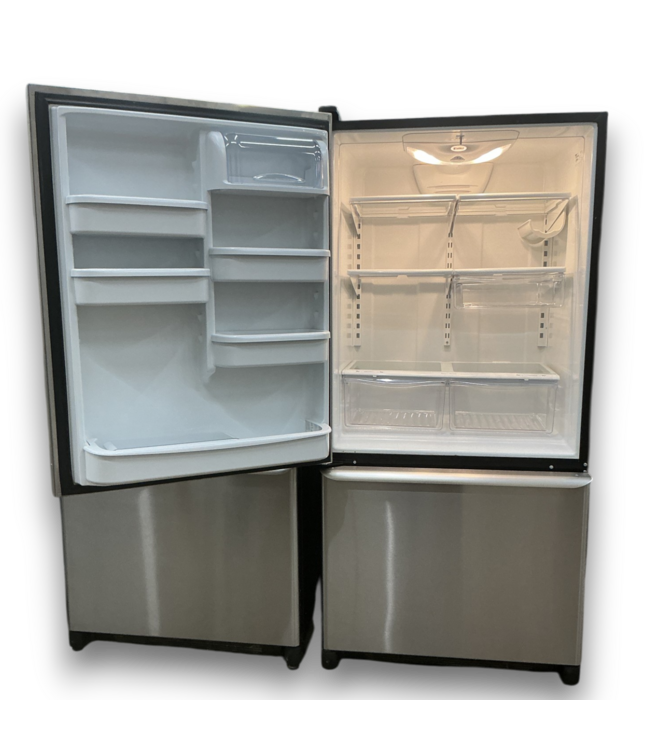 52447 Refrigerator With Bottom Freezer Stainless Steel