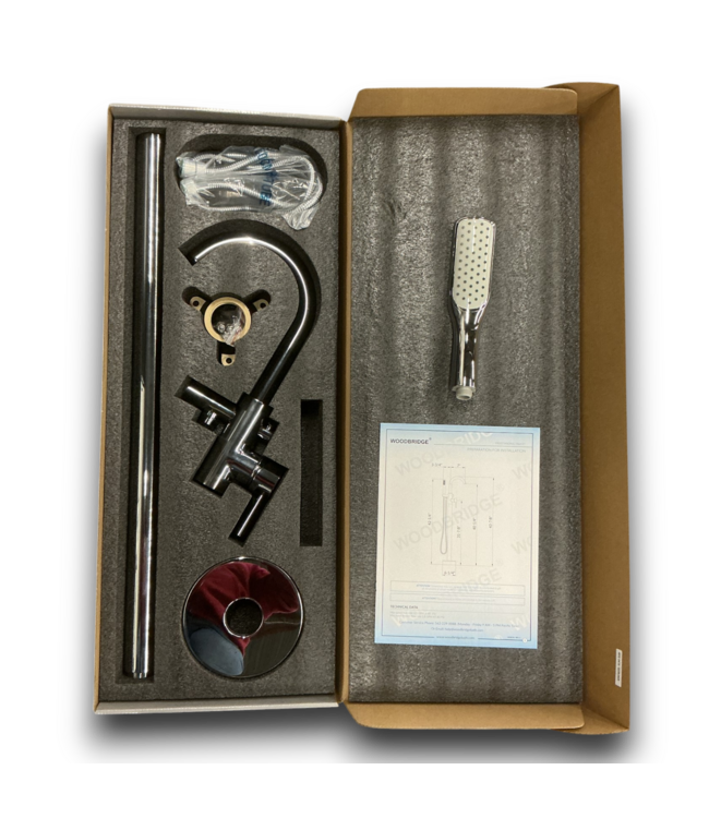 52585 Fusion Chrome Freestanding Tub Filler With Handheld