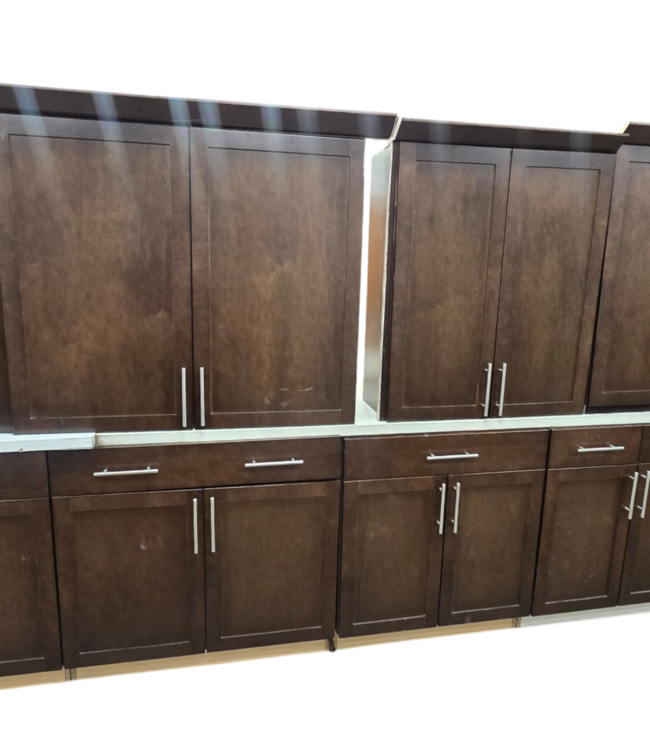 52613 Jacobean Cabinet Set of 18pcs