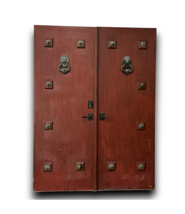 54607 60 X 80 Rustic Double Entry Door With Lion Knockers