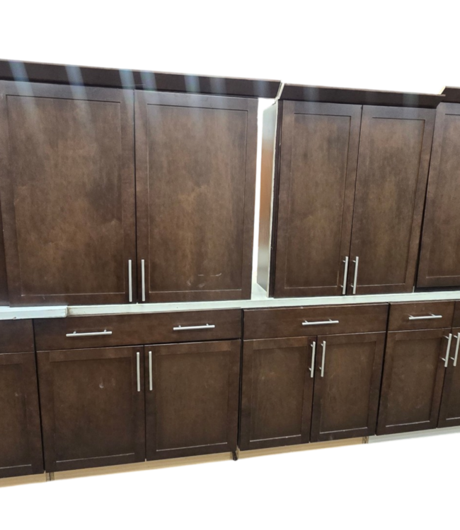 52613 Jacobean Cabinet Set of 18pcs