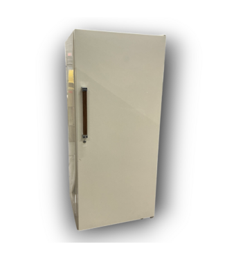 Bud's Warehouse 54995 Frostless Upright Freezer