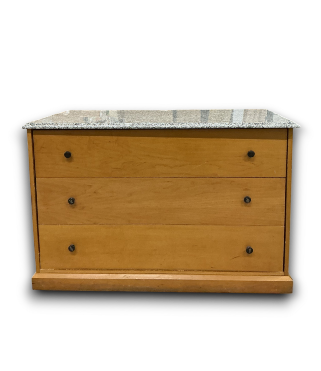 55391 Maple Dresser With Stone Top 47.5"w
