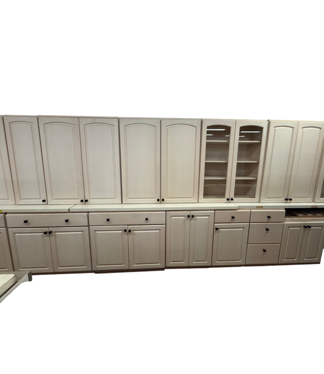 55756 Blush Ivory Cabinet Set Of 23-pcs