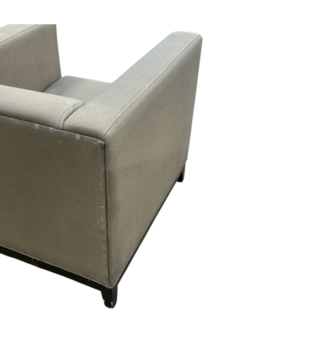 56170 32" X 33" X 28" Modern Club Accent Chair