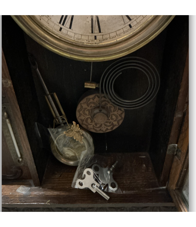 56523 Antique Gingerbread Clock