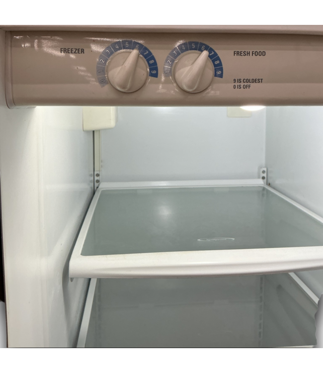56633 Black Side By Side Refrigerator 33.5"w