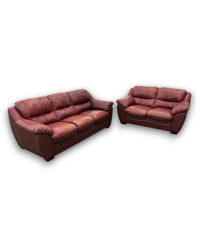 57290 Set Of 2 Burgundy Sofas