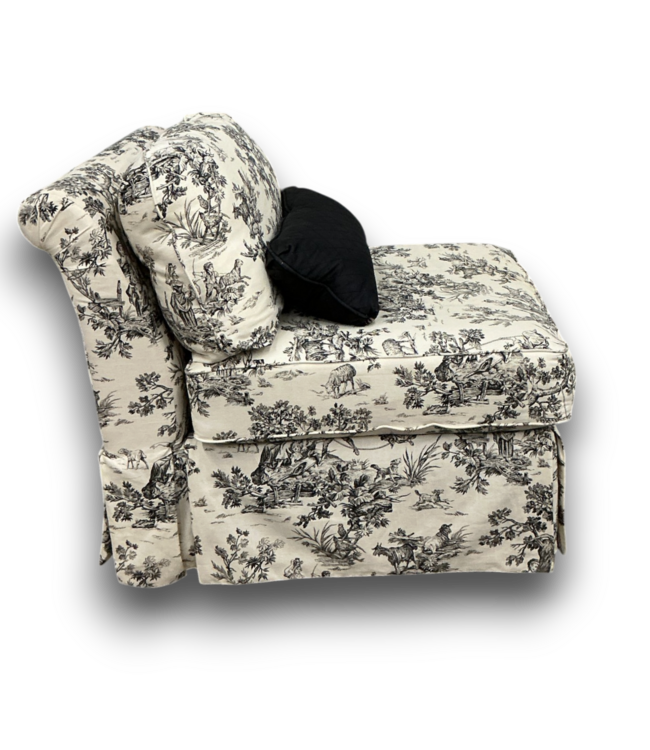 57422 Black & White Chaise Lounge Chair With Pillow