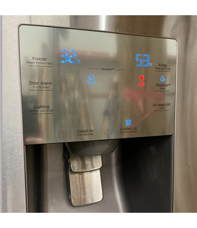 57720 Stainless Steel 4-door Flex French Door Refrigerator With Ice Maker