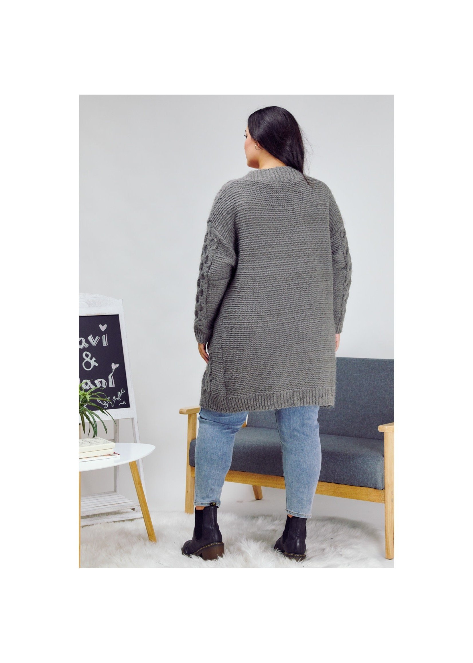 Extra Comfy Cardigan w/ Pockets in CHARCOAL