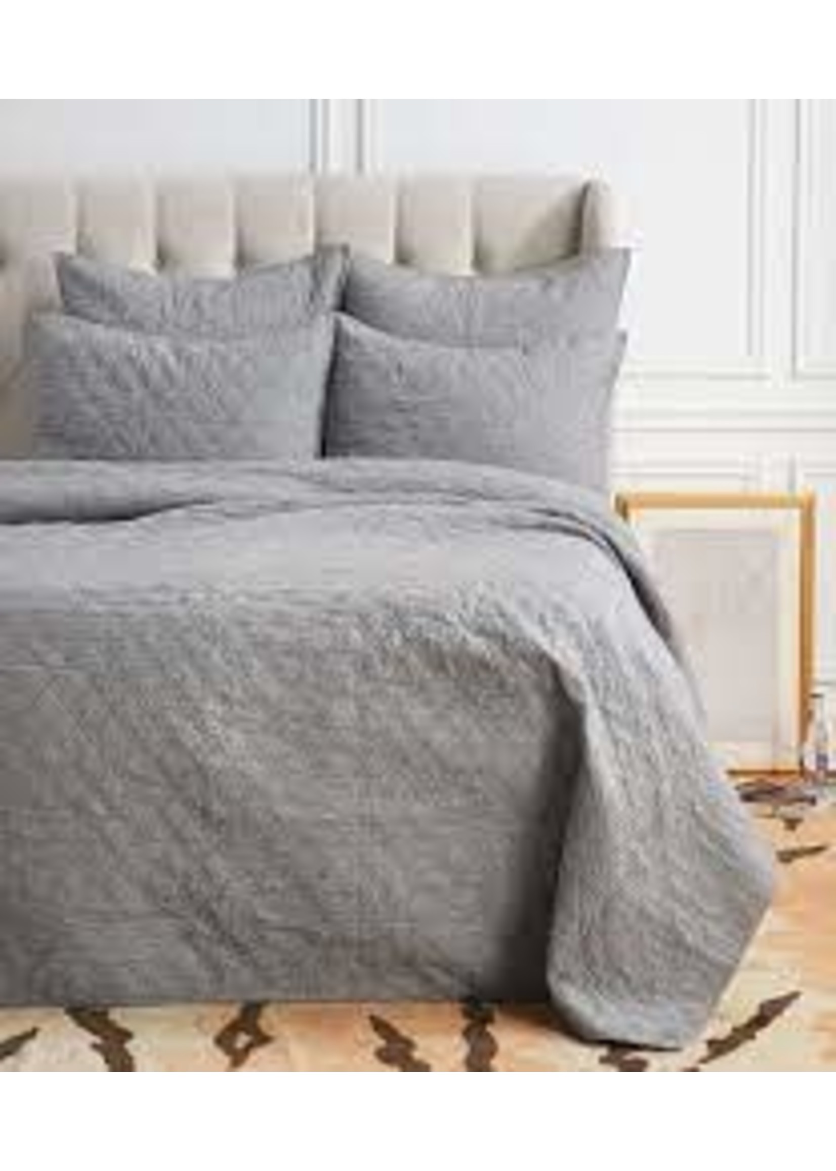 ELISABETH YORK QUEEN, SUTTON QUILT - GRANITE
