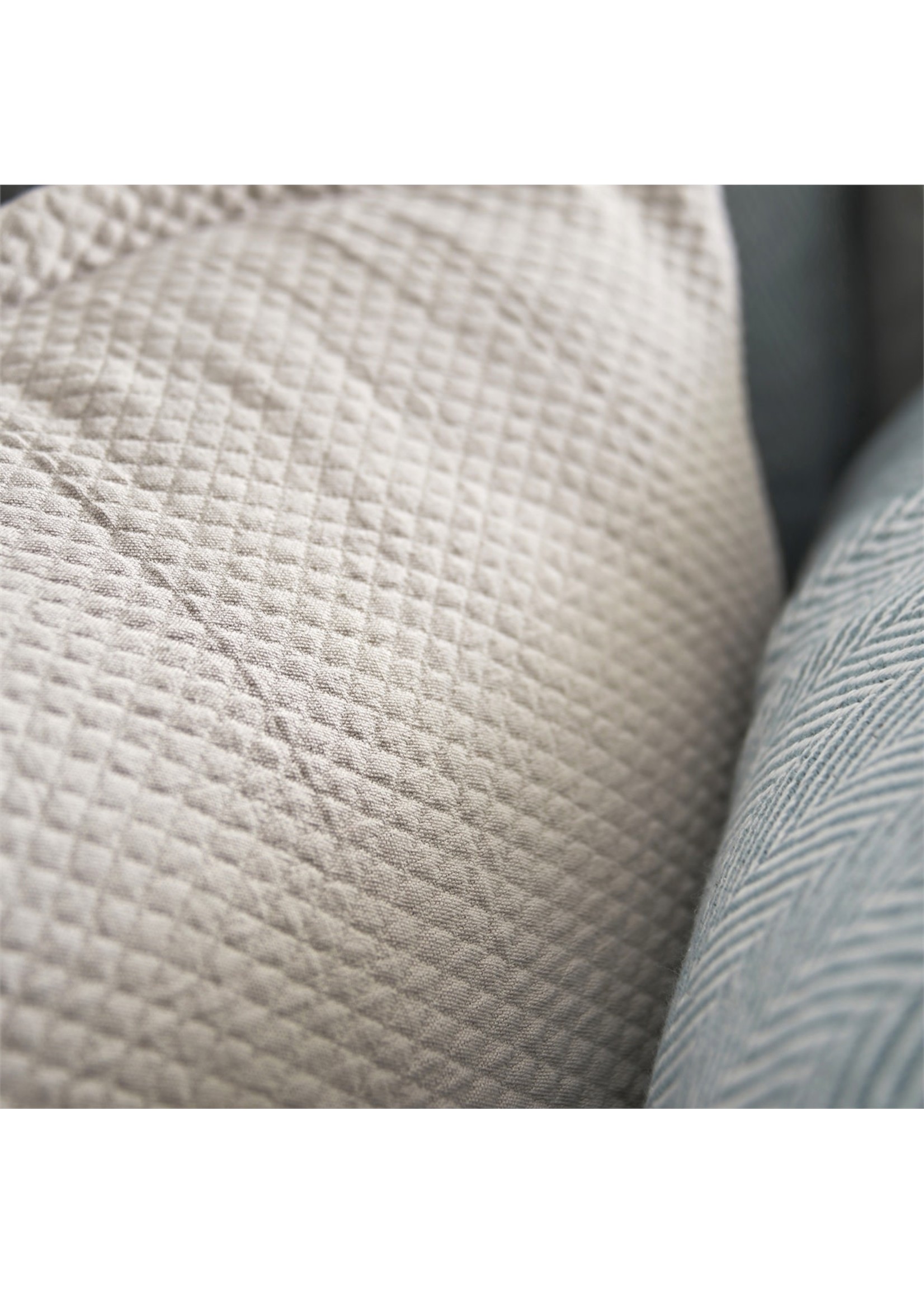 ELISABETH YORK STANDARD, DIAMOND  SHAM- PEARL GREY