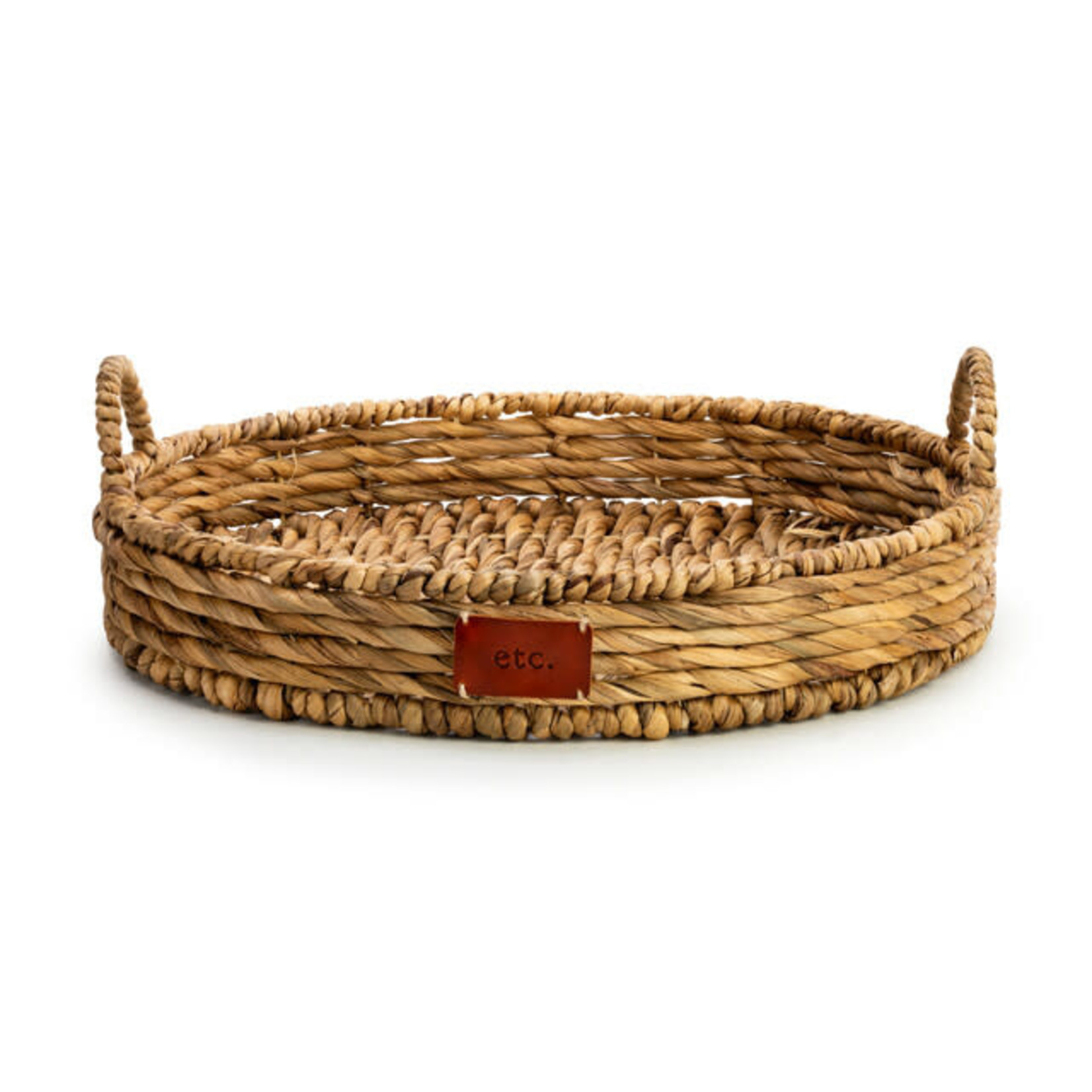 ROUND WICKER BASKET W/ LEATHER PATCH