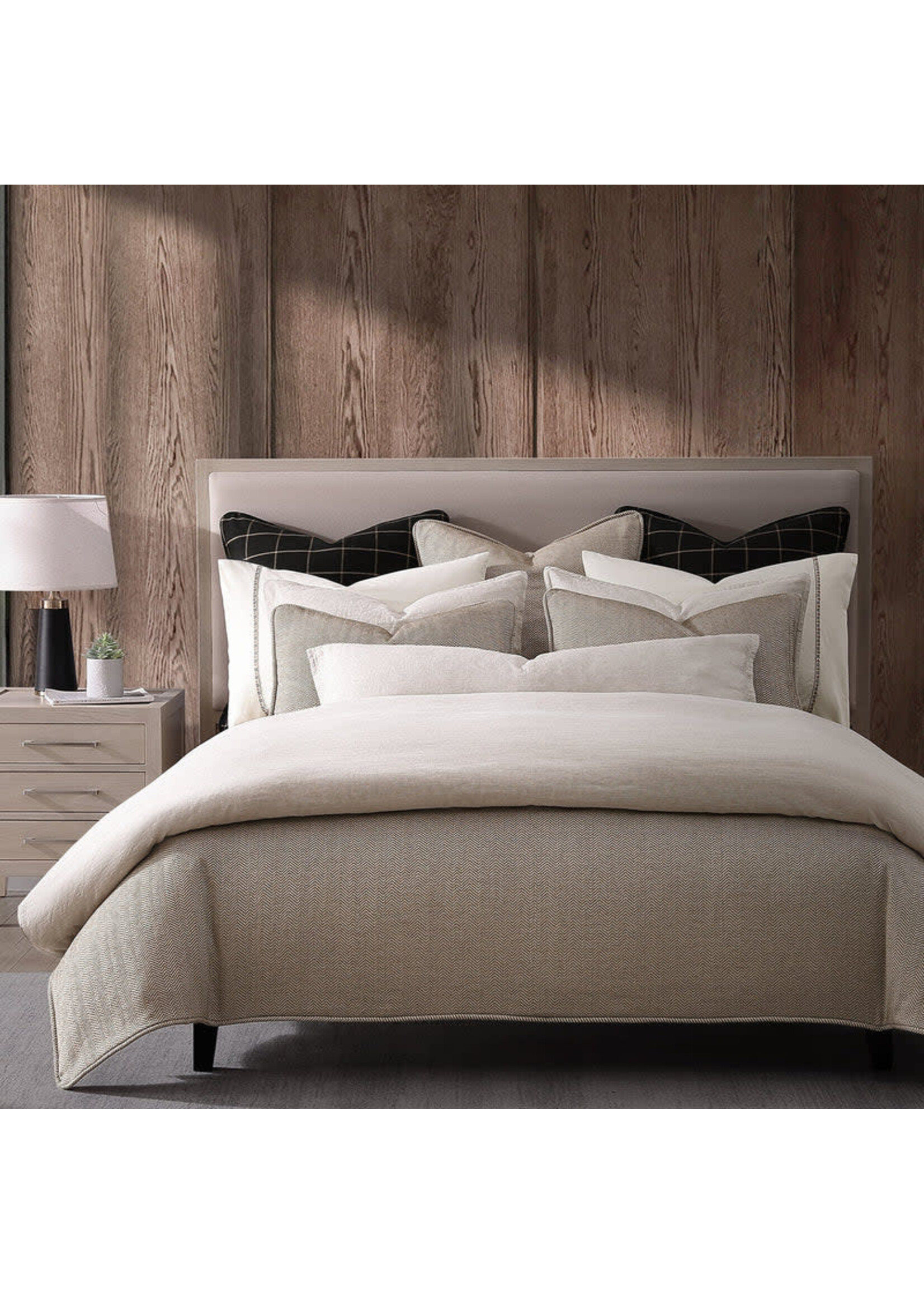 HIEND ACCENTS CHENILLE HERRINGBONE COMFORTER SET, SAND - QUEEN
